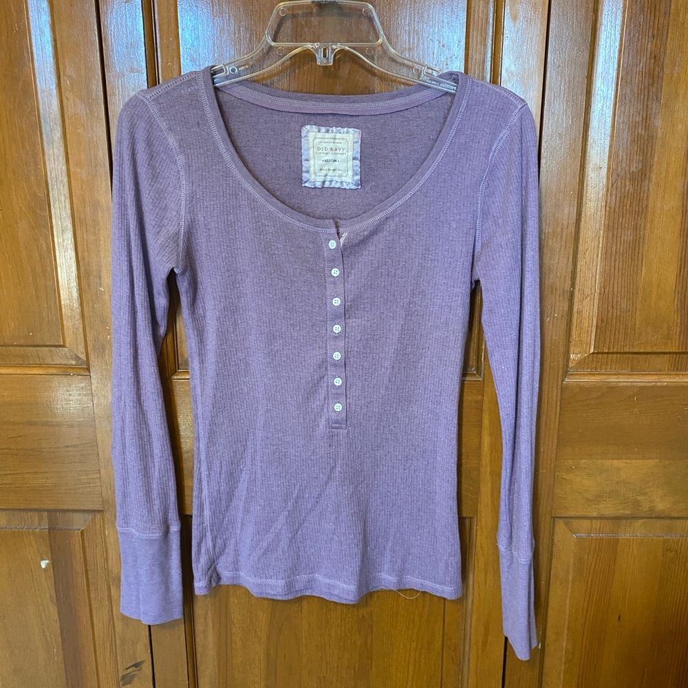 Y2K purple old navy henley
